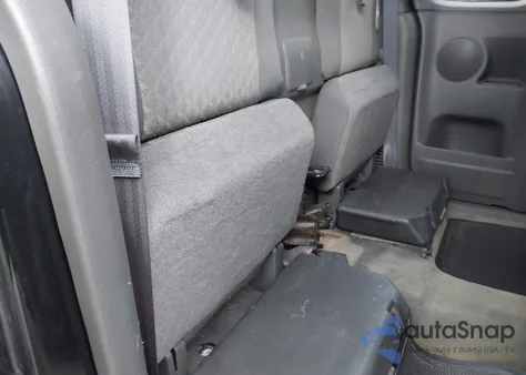 2005 GMC Canyon Sle from USA, damaged, VIN 1GTDT196958206061